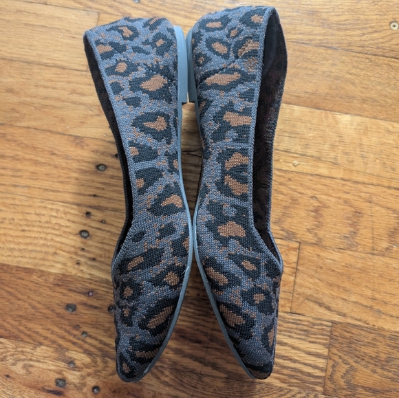 Sketchers,  Leopard Print Fabric Flats - Picture 7 of 7